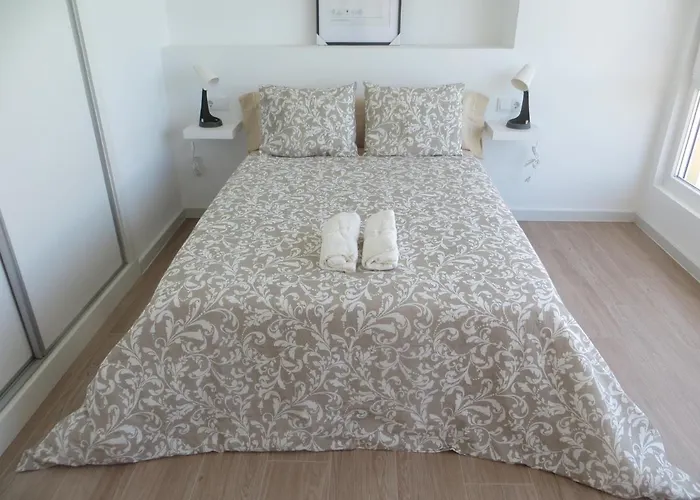 Na Beira Do Mar O Pindo