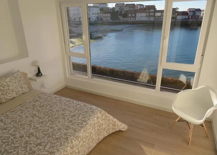 Na Beira Do Mar O Pindo